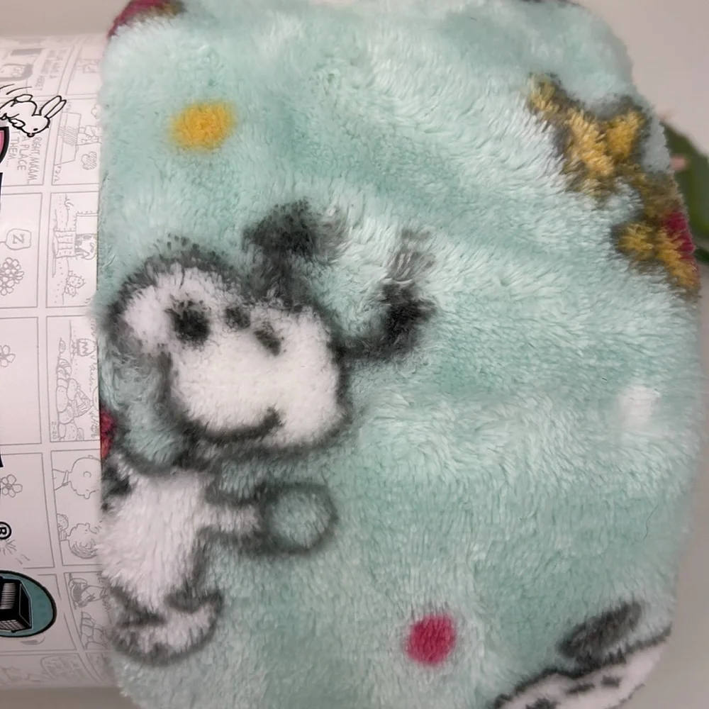 Peanuts Snoopy Pet Blanket 40”x50” soft and cozy cute Easter design NWT!